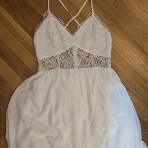 Luxxel White Lace Backless Dress